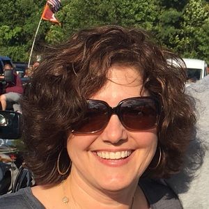 Meet your Posher, Deneace